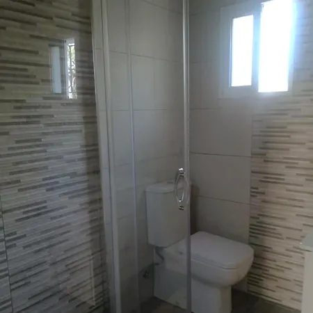 Evans Realty Be Jacuzzi & Parking & Jardin Holiday home *