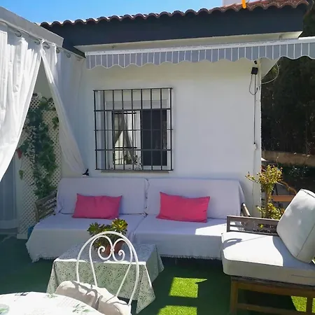 Holiday home Evans Realty Be Jacuzzi & Parking & Jardin