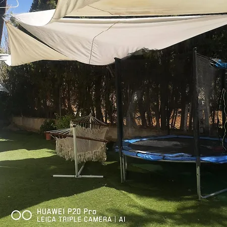Evans Realty Be Jacuzzi & Parking & Jardin Holiday home